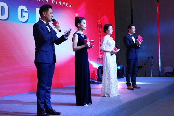 GIỚI THIỆU, CẢM ƠN KHÁCH MỜI