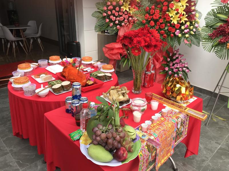 Mâm cúng đầy đủ lễ khai trương đầu năm