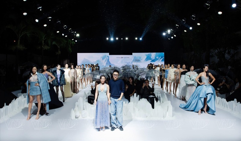 Tầm quan trọng của stylist trong sự kiện thời trang