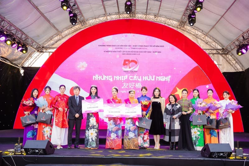 Lợi ích khi chọn dịch vụ cho thuê thiết bị sự kiện ngoài trời