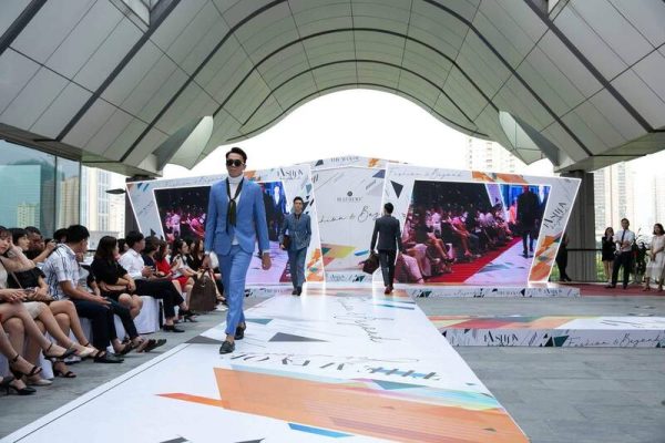 Nên thuê thiết kế và tổ chức sự kiện thời trang ở đâu?